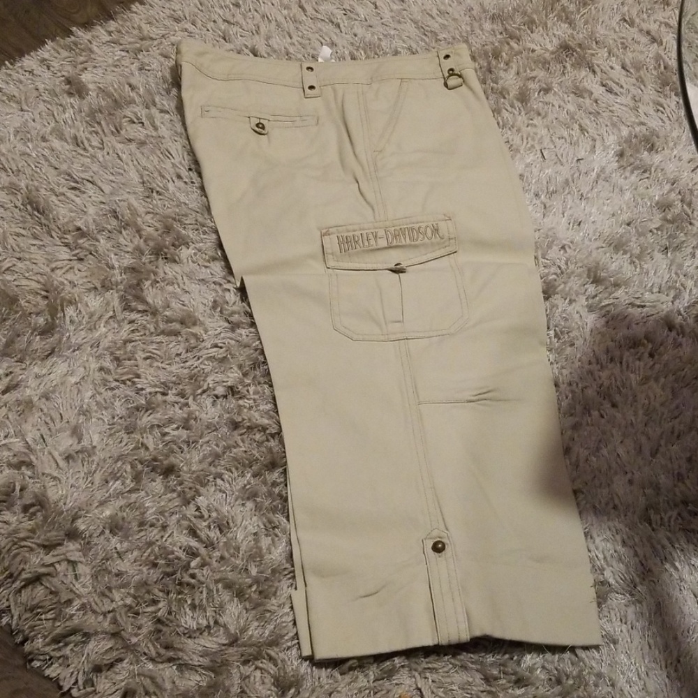 2pc Harley Davidson Capri pant suit